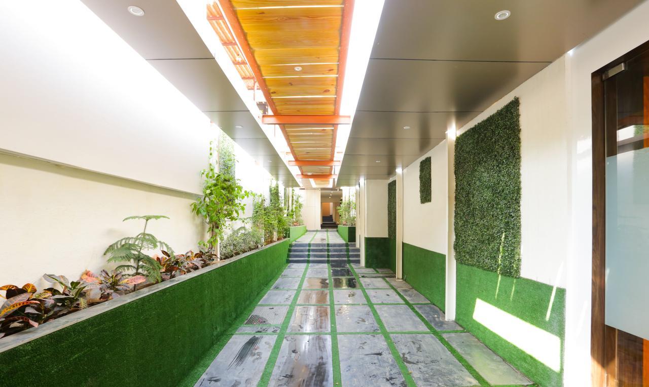 Fabexpress Golden Tulipz Hotel Mumbai Luaran gambar