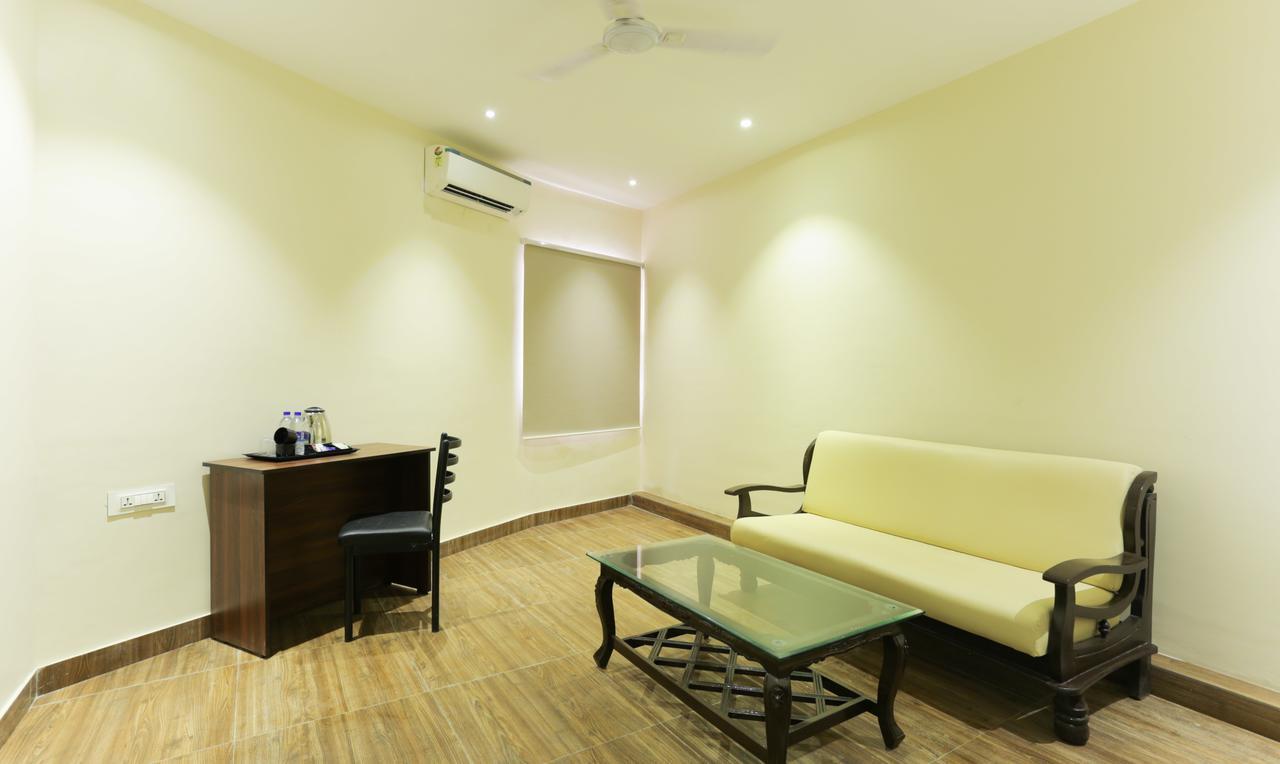 Fabexpress Golden Tulipz Hotel Mumbai Luaran gambar